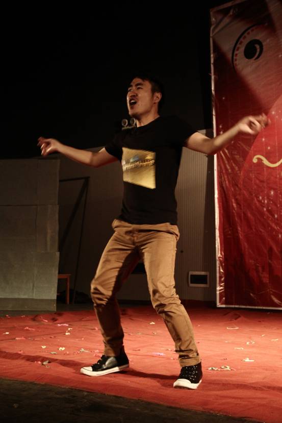 F:\新建文件夹 (5)\IMG_2203.JPG