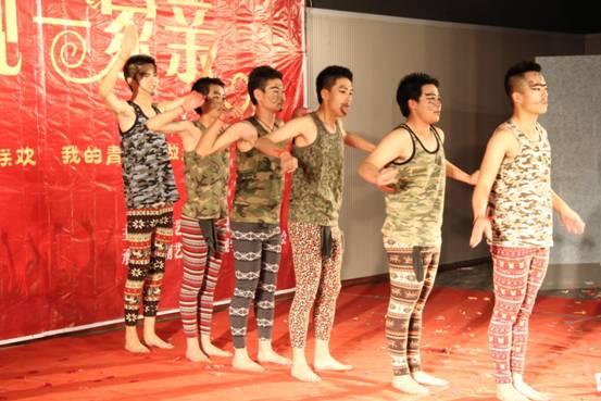 F:\新建文件夹 (5)\IMG_2238.JPG